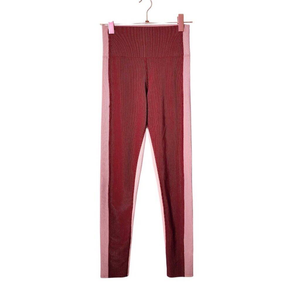 BEACH RIOT Ribbed Colorblock Legging in Burgundy / Pink size M